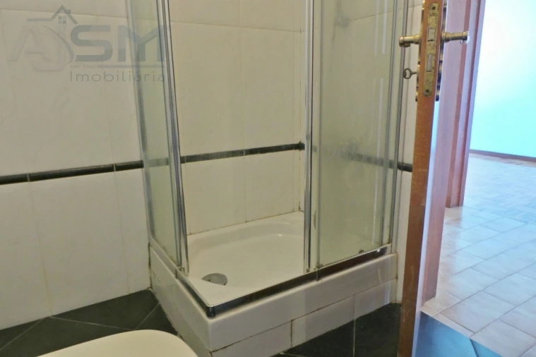 Apartamento T3 para Arrendamento em Cacém e São Marcos Foto 27