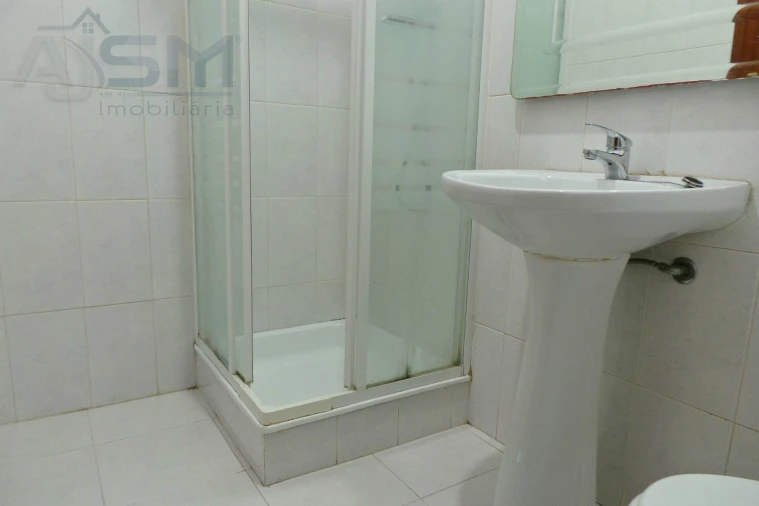 Apartamento T3 para Arrendamento em Cacém e São Marcos Foto 13