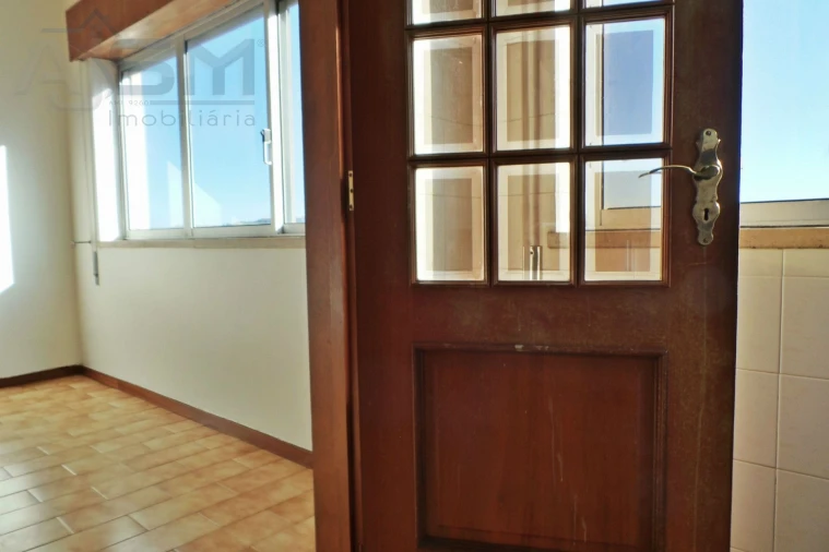 Apartamento T3 para Arrendamento em Cacém e São Marcos Foto 7