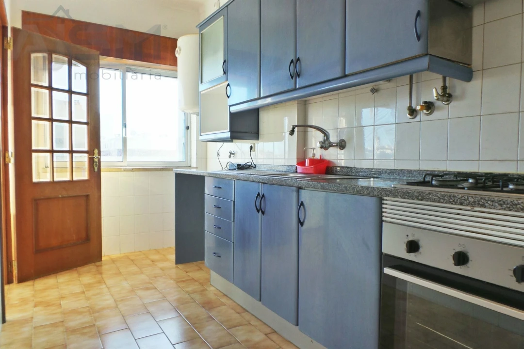 Apartamento T3 para Arrendamento em Cacém e São Marcos Foto 4