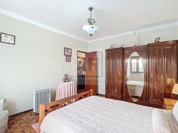Moradia T4 para Venda em Atouguia da Baleia