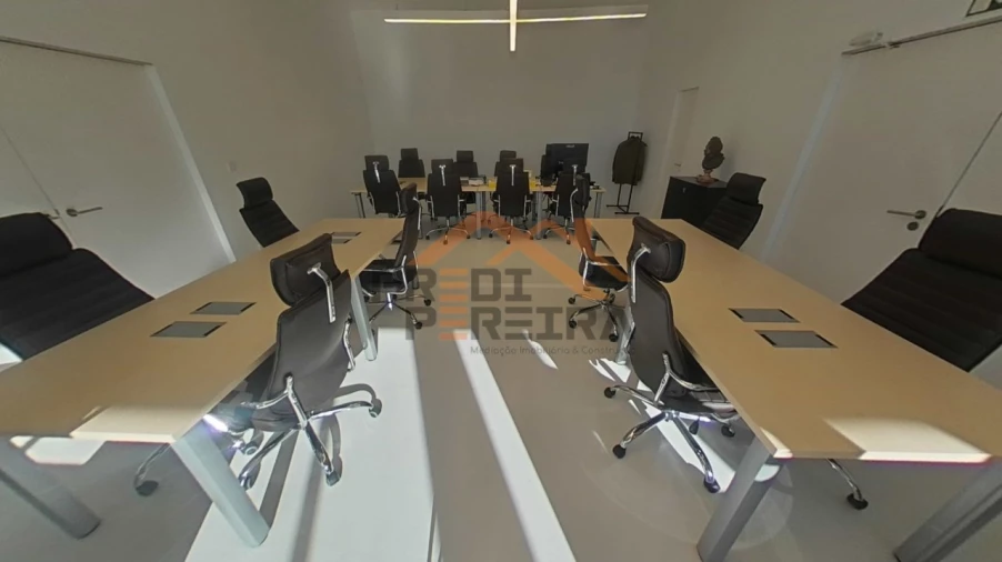 Prédio para Venda em Marvila Foto 17