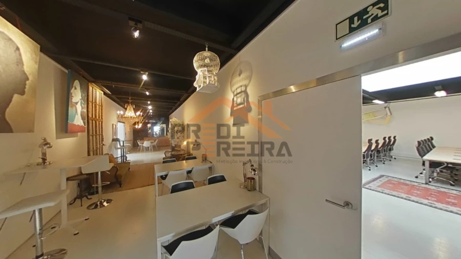 Prédio para Venda em Marvila Foto 35