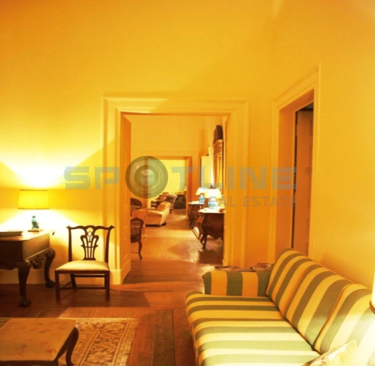 Moradia T7 para Venda em Oeiras e São Julião da Barra, Paço de Arcos e Caxias Foto 13