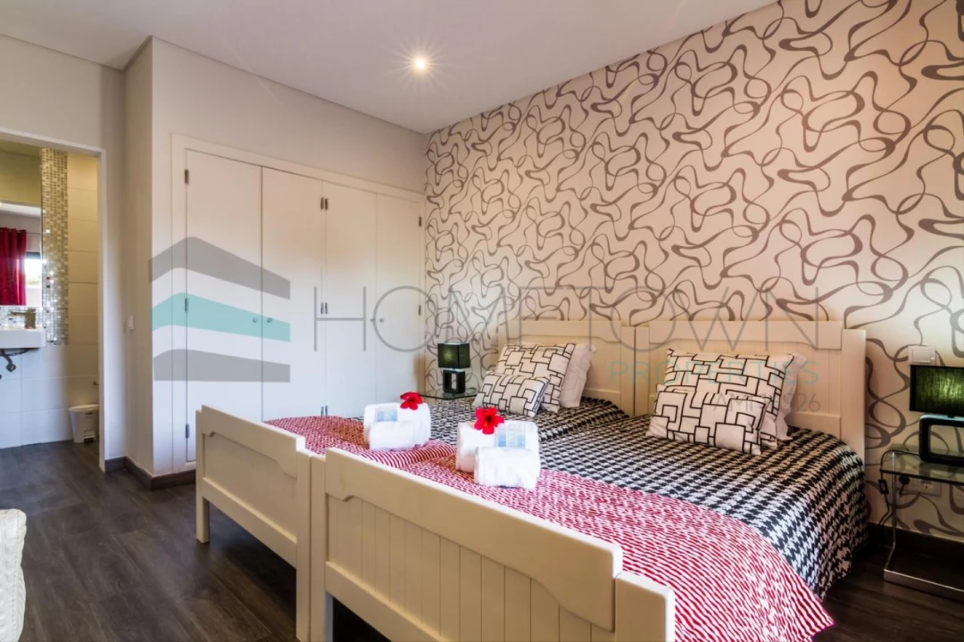 Negócio para Venda em Guia Foto 25