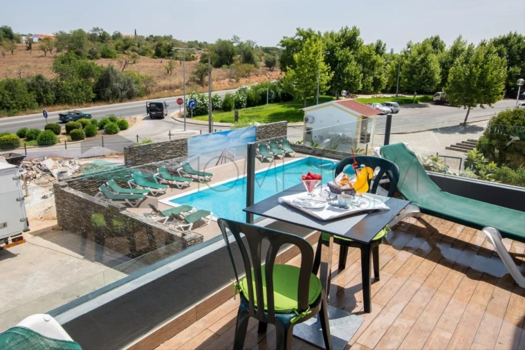 Negócio para Venda em Guia Foto 1