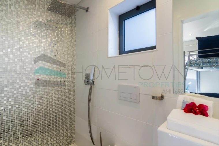 Negócio para Venda em Guia Foto 34