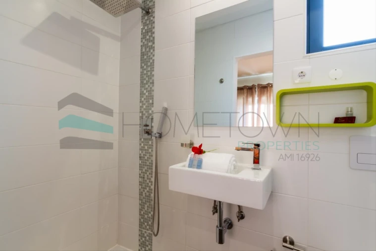 Negócio para Venda em Guia Foto 36