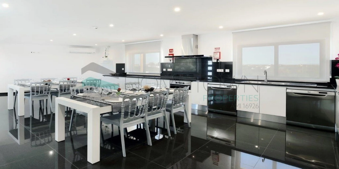 Negócio para Venda em Albufeira e Olhos de Água Foto 24