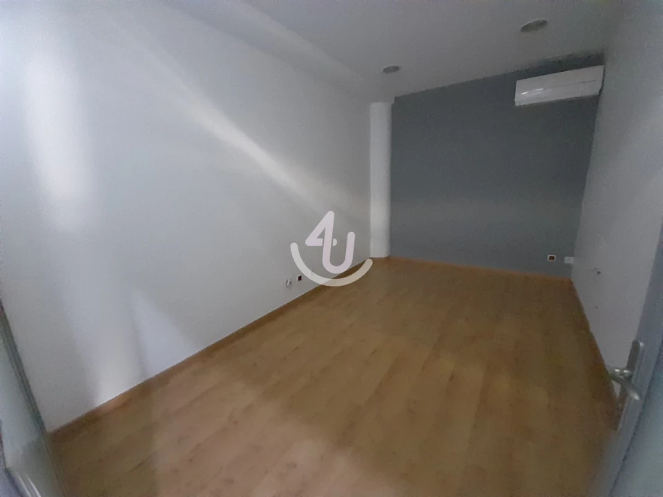 Escritório para Arrendamento em Alcobaça e Vestiaria Foto 5