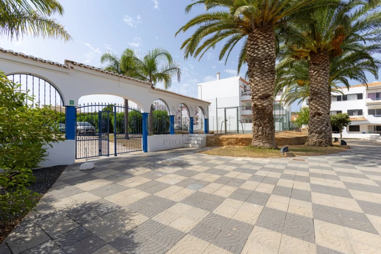 Negócio para Venda em Budens Foto 26