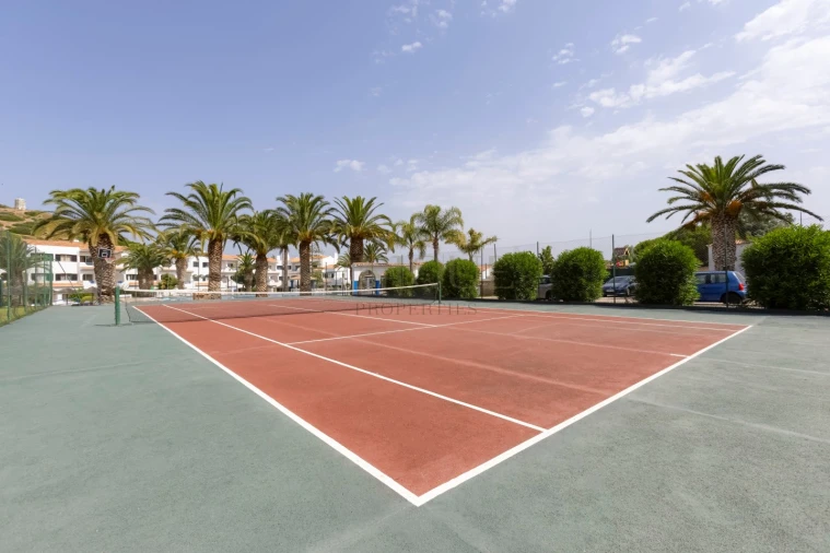 Negócio para Venda em Budens Foto 4