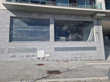 Loja para Venda em Abraveses