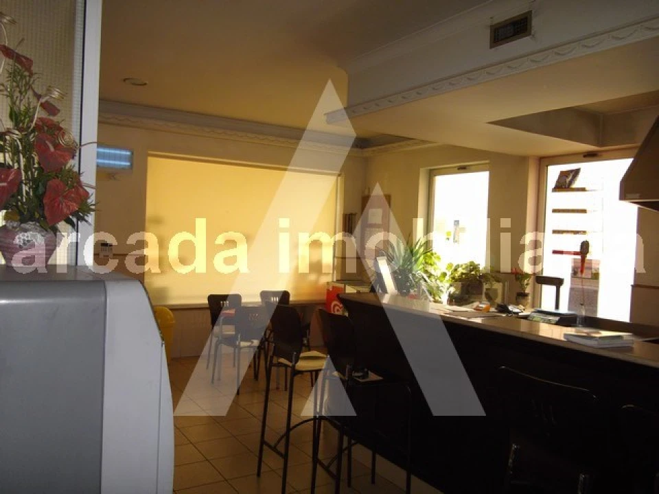 Negócio para Cedência de Quotas em Oliveirinha Foto 3