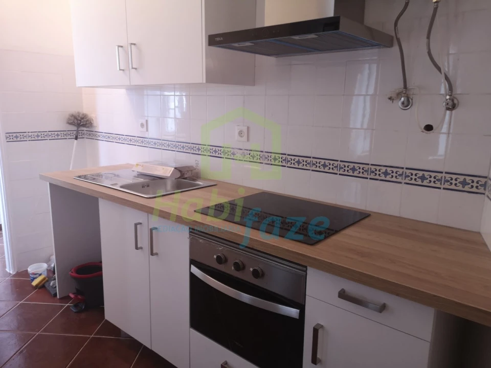 Apartamento T4 para Venda em Évora (São Mamede, Sé, São Pedro e Santo Antão) Foto 2