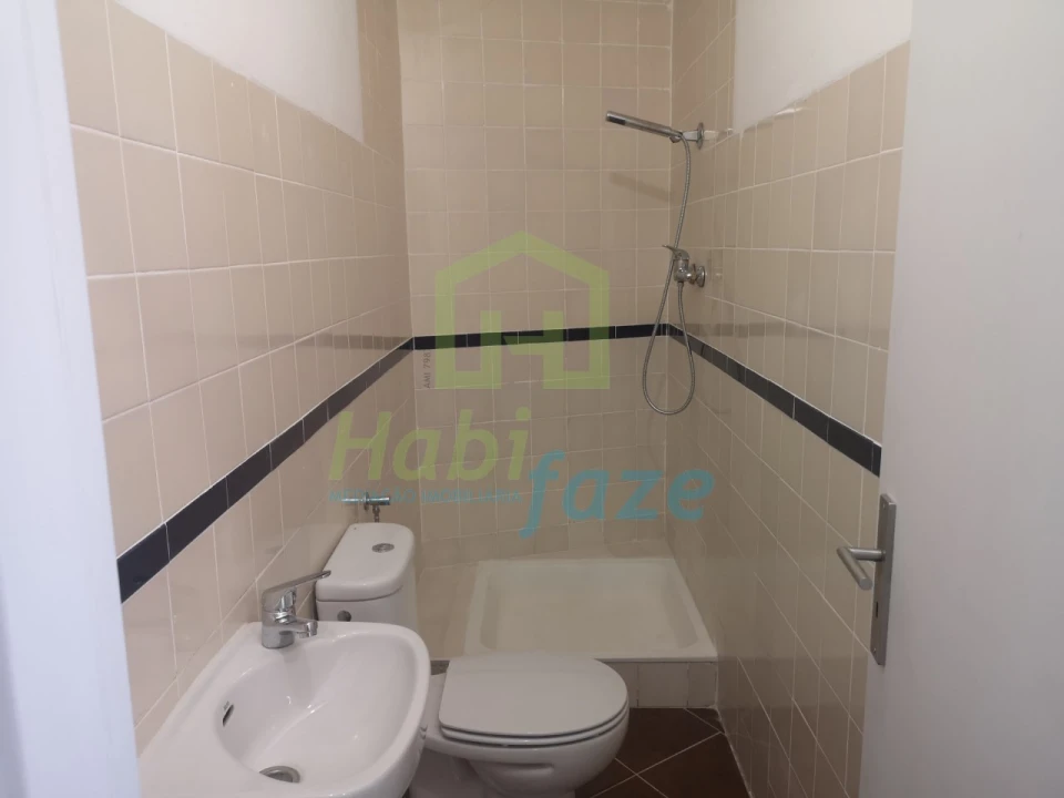 Apartamento T4 para Venda em Évora (São Mamede, Sé, São Pedro e Santo Antão) Foto 8