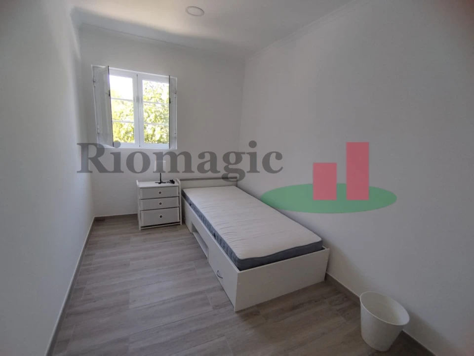 Quarto para Arrendamento em Rio Maior Foto 1
