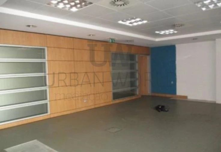 Prédio para Arrendamento em Montijo e Afonsoeiro Foto 4