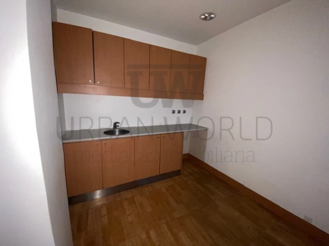 Prédio para Arrendamento em Montijo e Afonsoeiro Foto 11