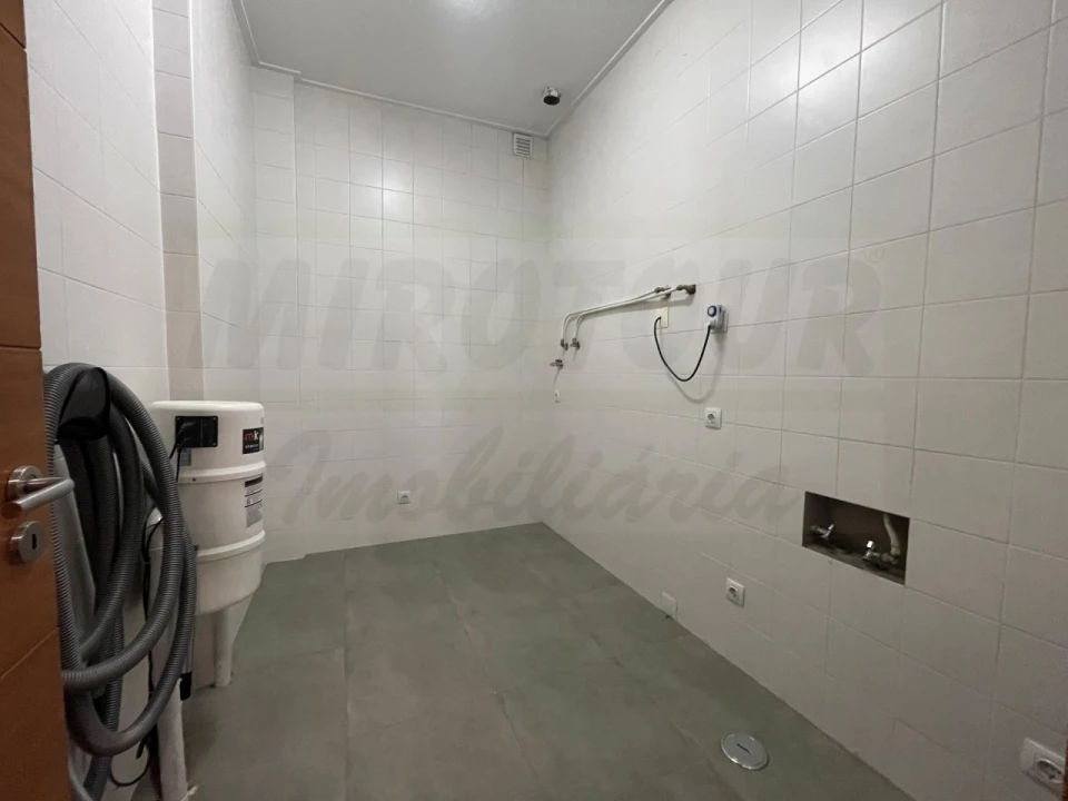 Moradia T4 para Venda em Santo Andre Foto 16