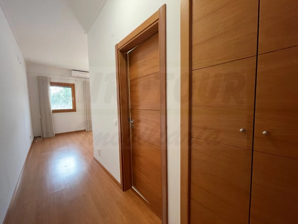 Moradia T4 para Venda em Santo Andre Foto 57