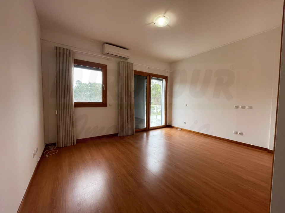 Moradia T4 para Venda em Santo Andre Foto 58