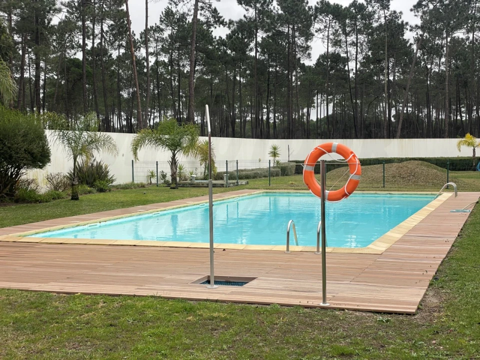 Moradia T4 para Venda em Santo Andre Foto 7