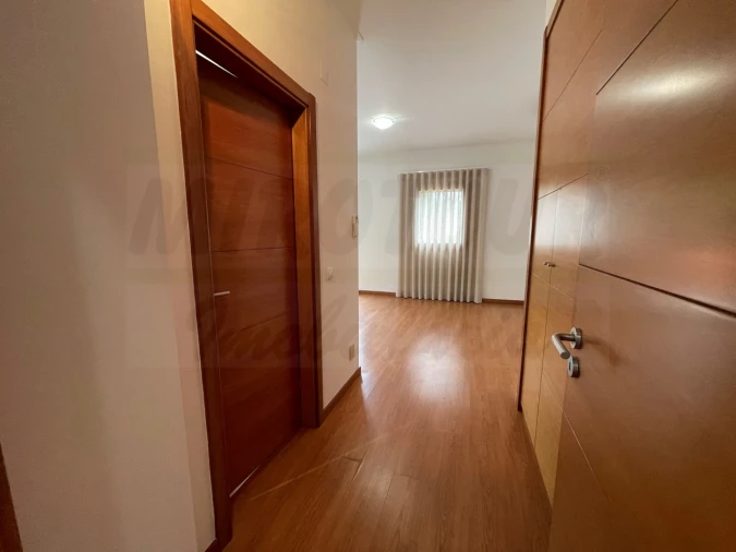 Moradia T4 para Venda em Santo Andre Foto 33