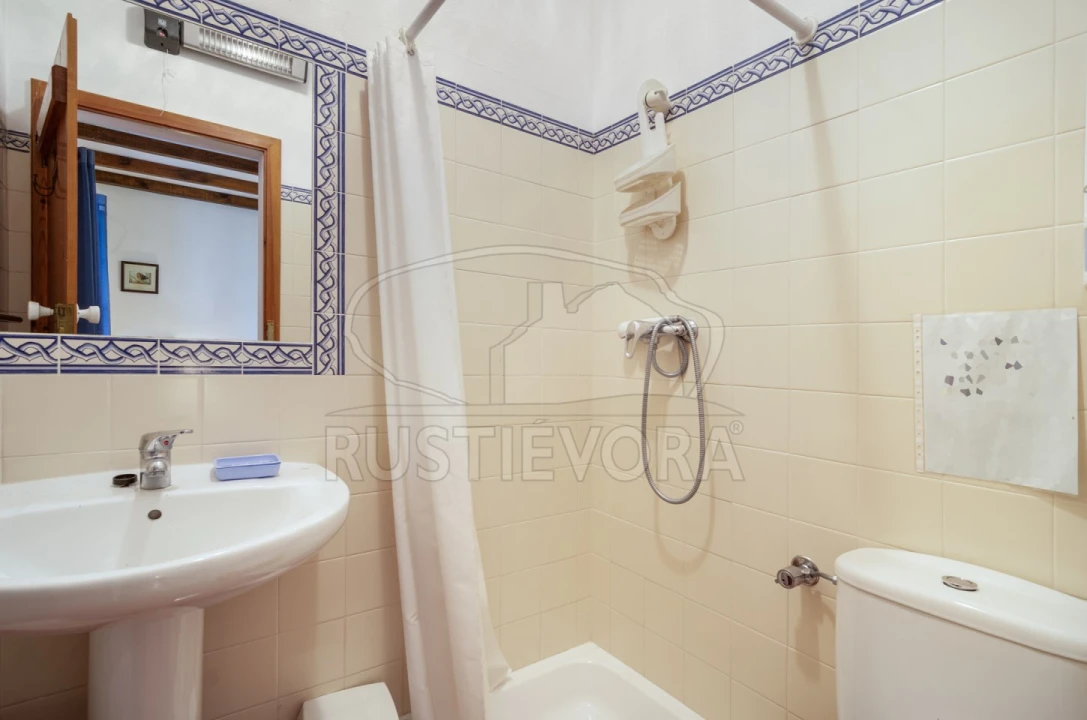 Negócio para Venda em Cortiçadas de Lavre e Lavre Foto 18