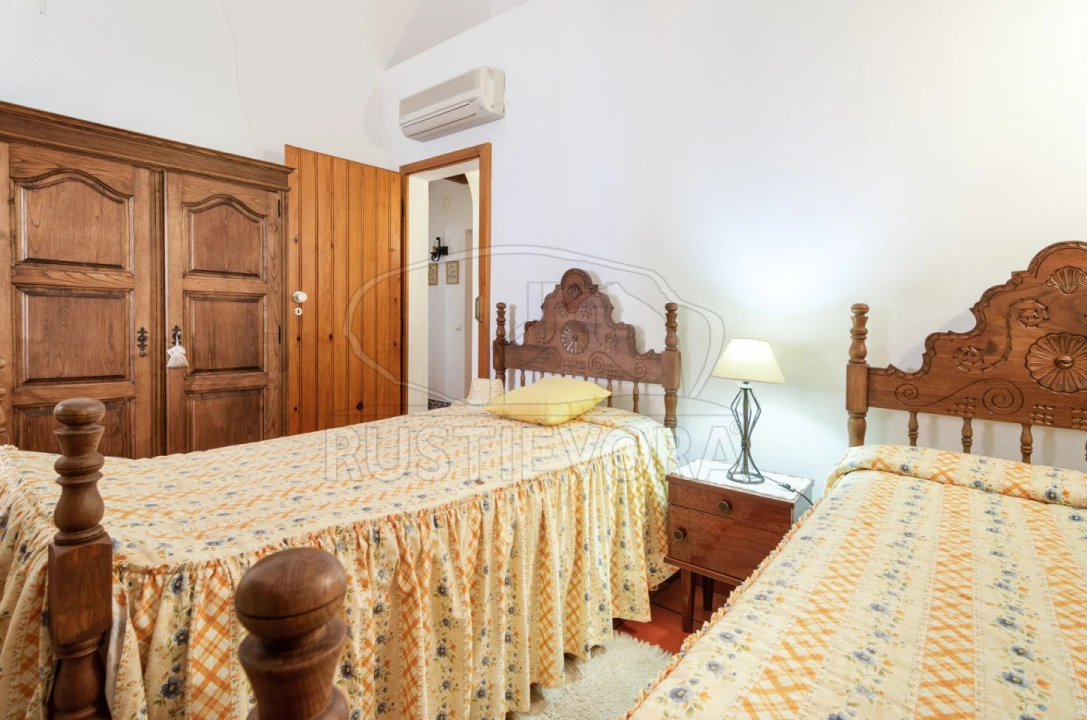 Negócio para Venda em Cortiçadas de Lavre e Lavre Foto 24