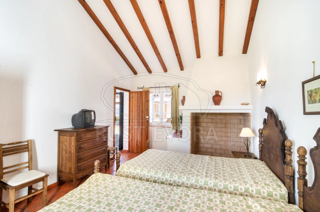 Negócio para Venda em Cortiçadas de Lavre e Lavre Foto 44