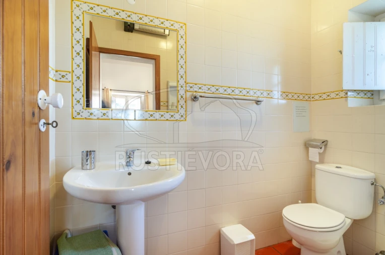 Negócio para Venda em Cortiçadas de Lavre e Lavre Foto 11