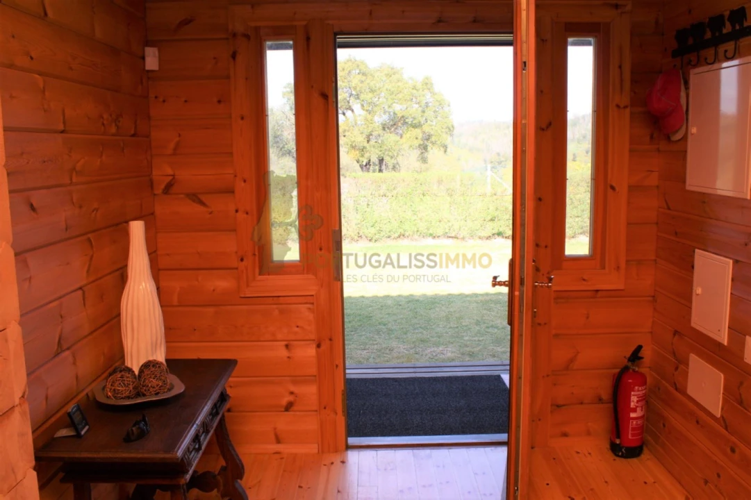 Moradia T4 para Venda em Serra e Junceira Foto 12