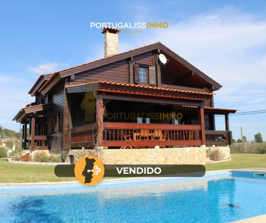 Moradia T4 para Venda em Serra e Junceira Foto 1