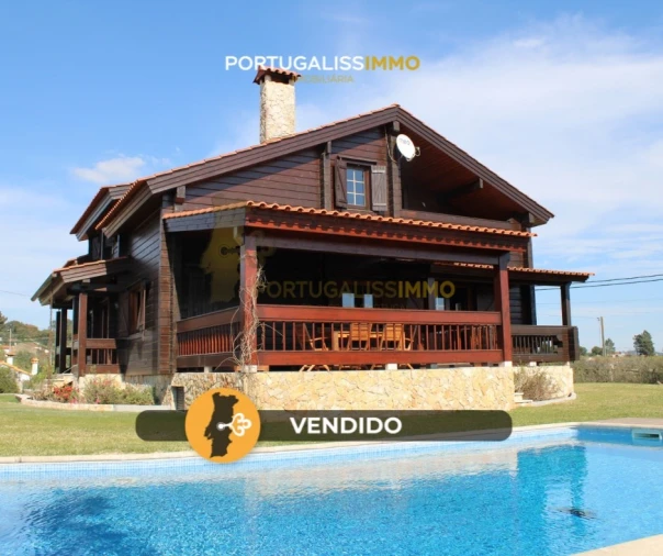 Moradia T4 para Venda em Serra e Junceira Foto 1