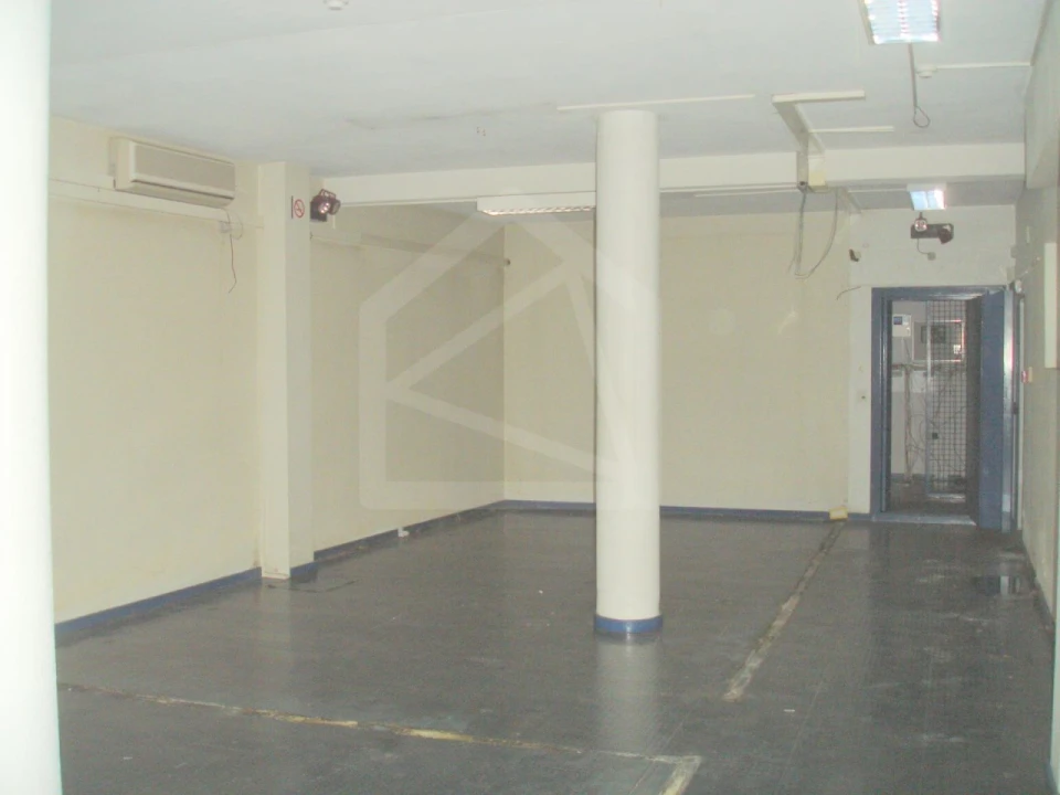 Prédio para Venda em Cortegaça Foto 40