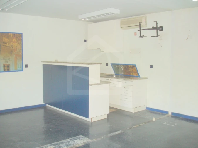 Prédio para Venda em Cortegaça Foto 38