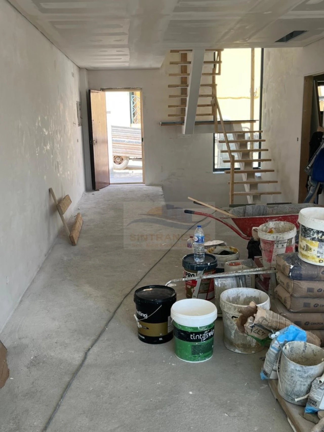 Moradia T3 para Venda em Santo António dos Cavaleiros e Frielas Foto 17