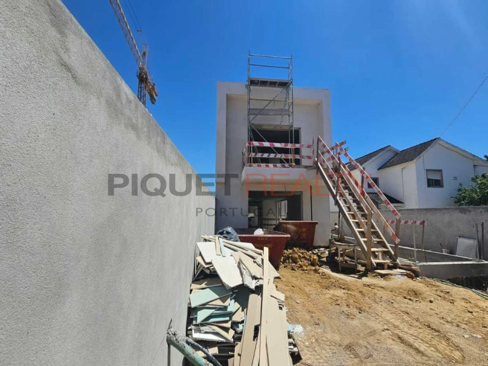 Moradia T3 para Venda em Cascais e Estoril Foto 3