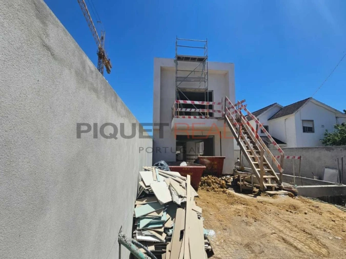 Moradia T3 para Venda em Cascais e Estoril Foto 3