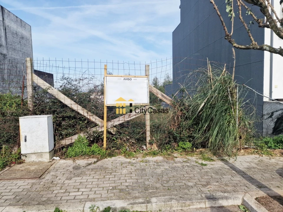 Terreno para Venda em Ermesinde Foto 5