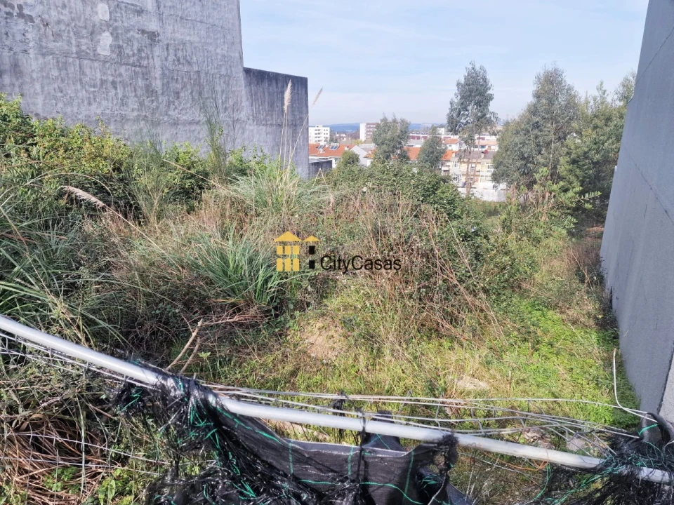 Terreno para Venda em Ermesinde Foto 7