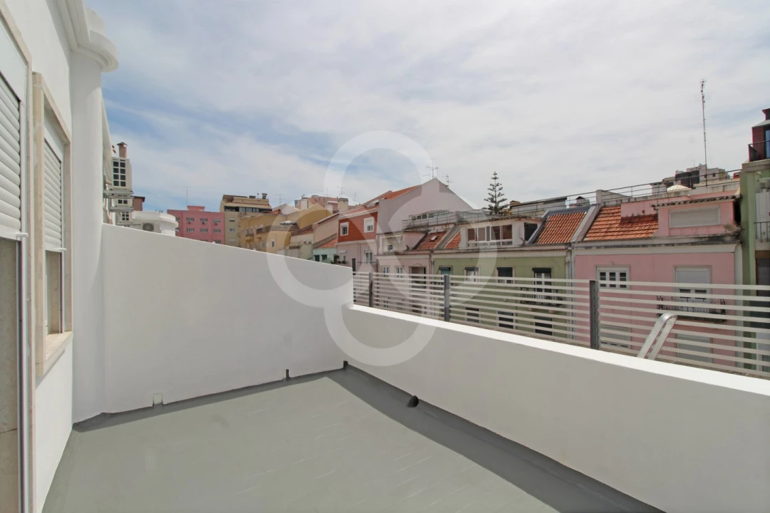 Negócio para Venda em Areeiro Foto 22