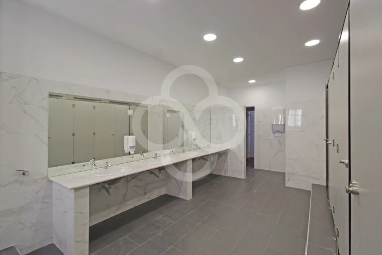 Negócio para Venda em Areeiro Foto 16
