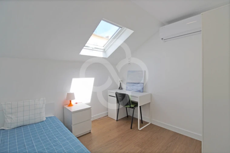 Quarto para Arrendamento em Areeiro Foto 1