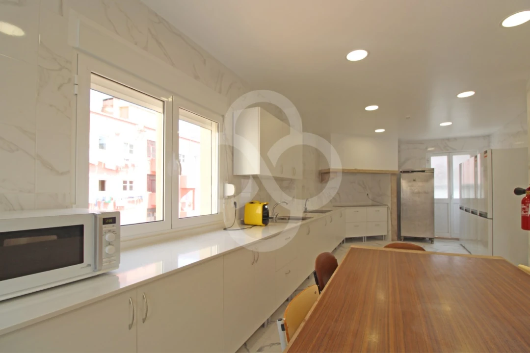 Quarto para Arrendamento em Alvalade Foto 4