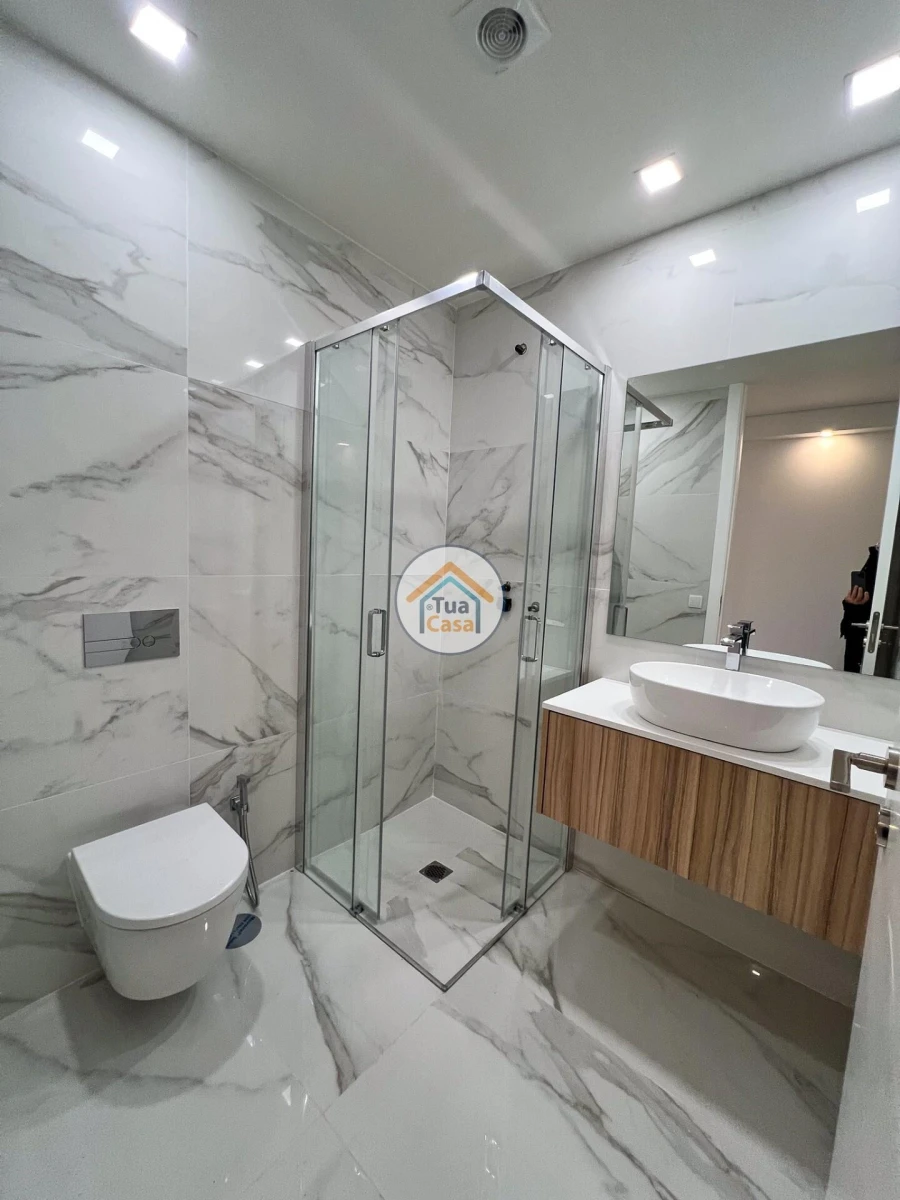 Apartamento T2 para Venda em Creixomil Foto 22