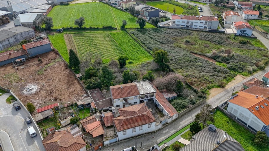 Terreno para Venda em Moreira Foto 9