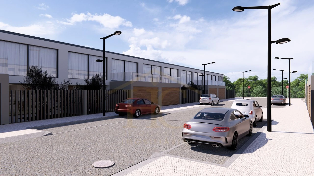 Moradia T4 para Venda em Mindelo Foto 1