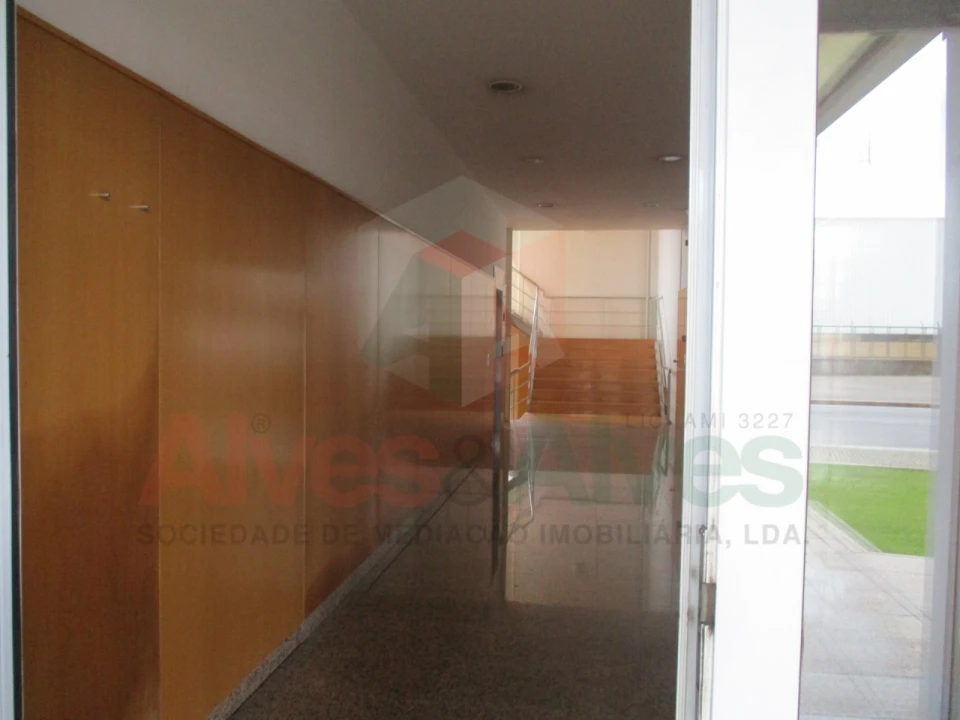 Prédio para Venda em Moreira Foto 47